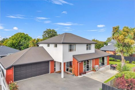Photo of property in 3 Rosefield Lane, Northcote, Christchurch, 8052