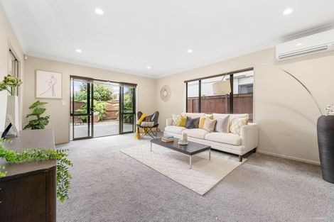 Photo of property in 52 Matarangi Road, East Tamaki, Auckland, 2013