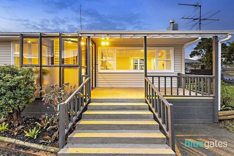 Photo of property in 12 Hywell Place, Manurewa, Auckland, 2102