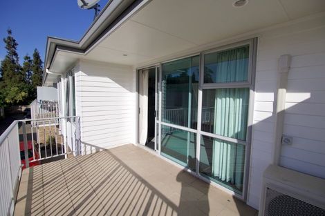 Photo of property in 6 Dowding Street, Melville, Hamilton, 3206