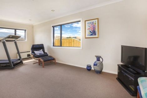 Photo of property in 85 Te Puia Drive, Aotea, Porirua, 5024