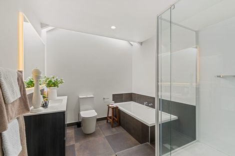 Photo of property in 152 Avonhead Road, Avonhead, Christchurch, 8042