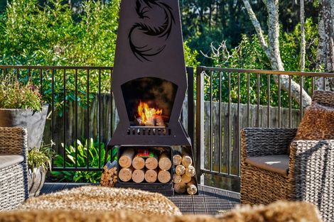 Photo of property in 129b Parrs Cross Road, Glen Eden, Auckland, 0612