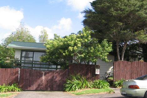 Photo of property in 28 Meilland Place, Glen Eden, Auckland, 0602