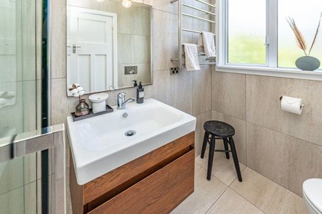 Photo of property in 19 Kent Road, Saint Johns Hill, Whanganui, 4501