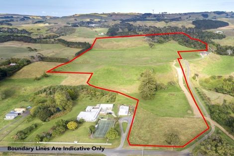 Photo of property in 41 Mcnaughten Road, Karioitahi, Waiuku, 2683