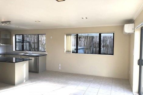 Photo of property in 9 Travis View Drive, Fairview Heights, Auckland, 0632