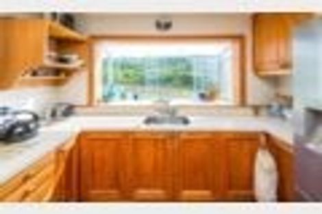 Photo of property in 37 Karewa Street, Castlecliff, Whanganui, 4501