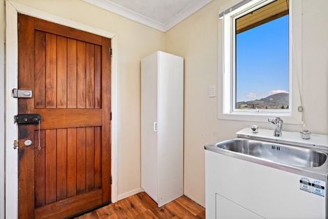 Photo of property in 1 Waldron Crescent, Green Island, Dunedin, 9018