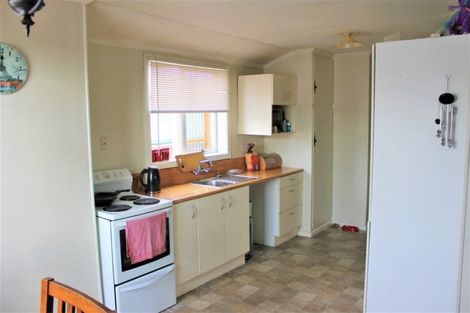 Photo of property in 74 Forfar Crescent, Rockdale, Invercargill, 9812