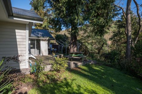 Photo of property in 2 Woodford Lane, Stoke, Nelson, 7011