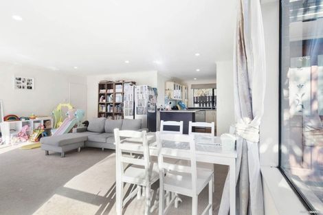 Photo of property in 143 Colwill Road, Massey, Auckland, 0614