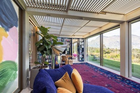 Photo of property in 4 Fishermans Lane, Mount Creighton, Queenstown, 9371