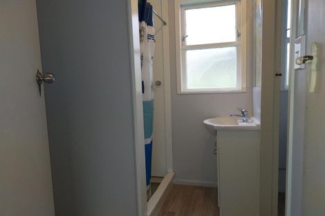 Photo of property in 34 Monowai Road, Johnsonville, Wellington, 6037