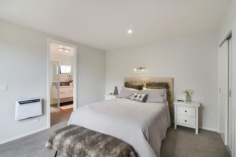 Photo of property in 10 Lorne Street, Lake Hayes, Queenstown, 9304