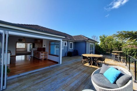 Photo of property in 6 Mission Street, Moturoa, New Plymouth, 4310