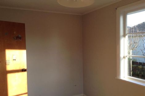 Photo of property in 377 Cambridge Terrace, Naenae, Lower Hutt, 5011