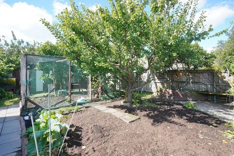 Photo of property in 8 Quebec Place, Wainoni, Christchurch, 8061