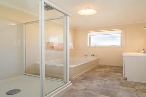 Photo of property in 3 Loudon Street, Green Island, Dunedin, 9018