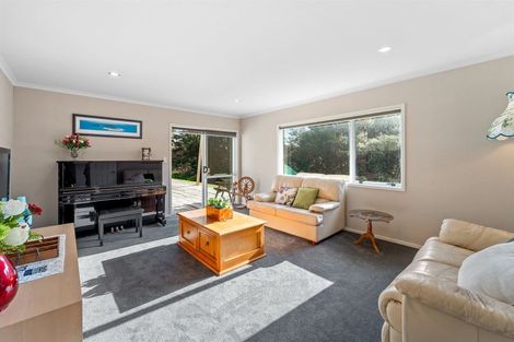Photo of property in 351 Glenvar Road, Long Bay, Auckland, 0630