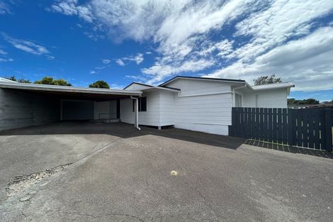 Photo of property in 19 Camellia Avenue, Bell Block, New Plymouth, 4312