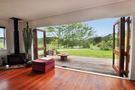 Photo of property in 19 Davie Martin Road, Kaipara Flats, Warkworth, 0981