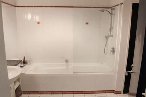 Photo of property in Atlas House, 3/22 Ghuznee Street, Te Aro, Wellington, 6011