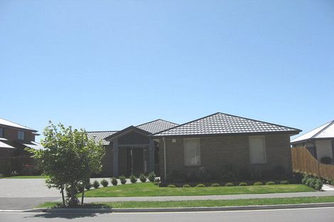 Photo of property in 36 Pohutukawa Crescent, Parklands, Christchurch, 8083