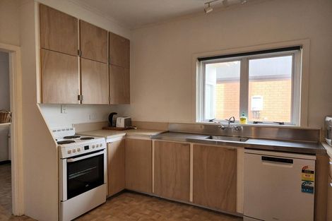 Photo of property in 8 Henui Street, Strandon, New Plymouth, 4312