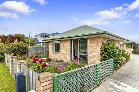 Photo of property in 1/295 Pages Road, Wainoni, Christchurch, 8061