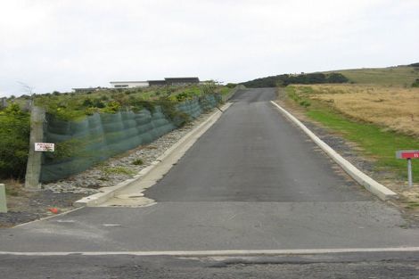 Photo of property in 17 Fairmile Drive, Kinmont Park, Mosgiel, 9024