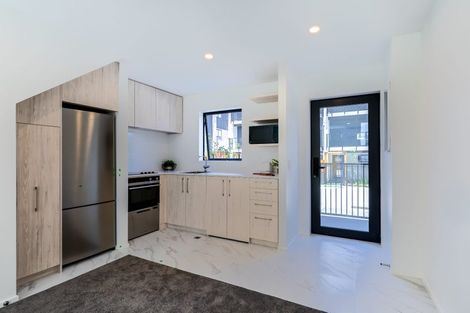 Photo of property in 7/59 Matipo Road, Te Atatu Peninsula, Auckland, 0610