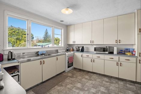 Photo of property in 99 Clawton Street, Westown, New Plymouth, 4310