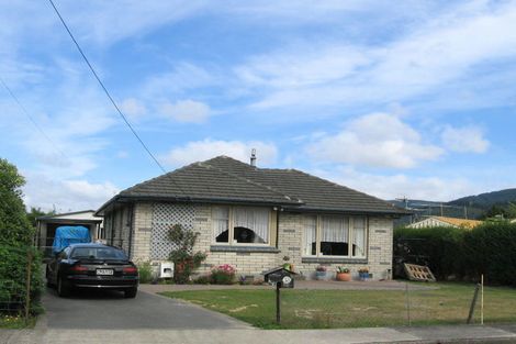 Photo of property in 15 Hildreth Street, Trentham, Upper Hutt, 5018