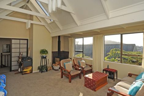 Photo of property in 7a Braithwaite Street, Karori, Wellington, 6012