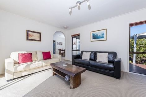 Photo of property in 68 Anich Road, Massey, Auckland, 0614