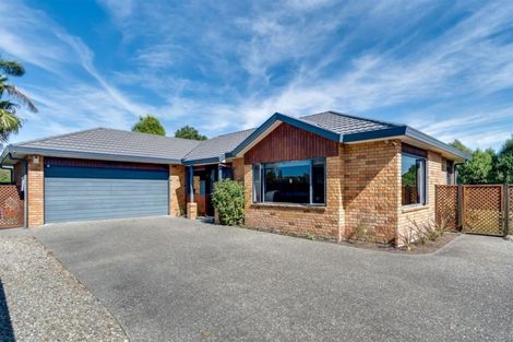 Photo of property in 16 Forbury Way, Taradale, Napier, 4112