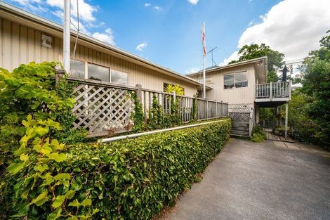 Photo of property in 36 Kiteroa Terrace, Rothesay Bay, Auckland, 0630