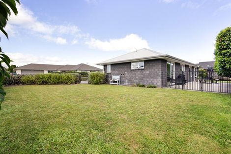 Photo of property in 81 Jarrett Terrace, Leamington, Cambridge, 3432