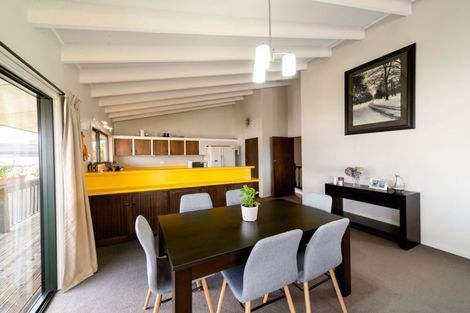 Photo of property in 18 Poplar Drive, Kelvin Heights, Queenstown, 9300