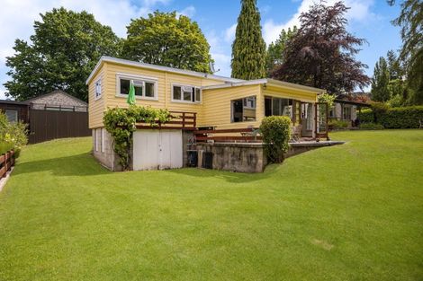 Photo of property in 74 Buckingham Street, Arrowtown, 9302