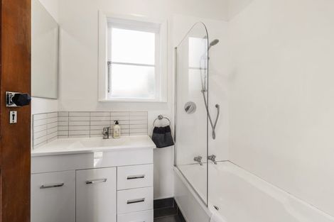 Photo of property in 19 Bankot Crescent, Ngaio, Wellington, 6035