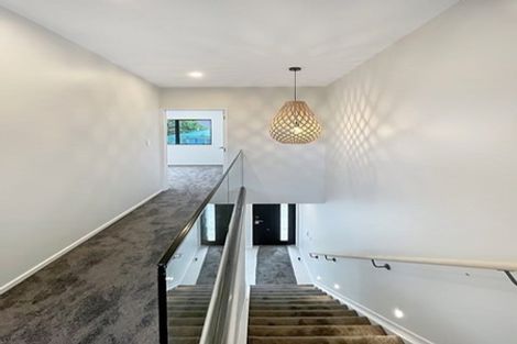 Photo of property in 7a Ballial Place, West Harbour, Auckland, 0618