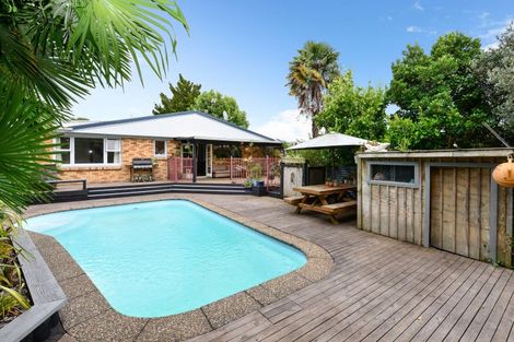 Photo of property in 93 Storey Avenue, Forest Lake, Hamilton, 3200