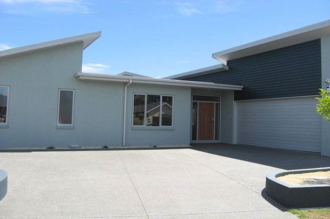 Photo of property in 9 Len Hale Place, Parklands, Christchurch, 8083