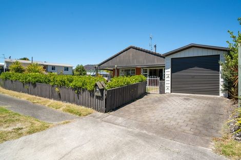 Photo of property in 22 Macdonell Street, Hilltop, Taupo, 3330