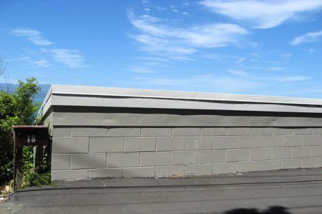 Photo of property in 18 Homebush Road, Khandallah, Wellington, 6035