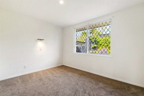 Photo of property in 1/9 John Court Street, Birkenhead, Auckland, 0626
