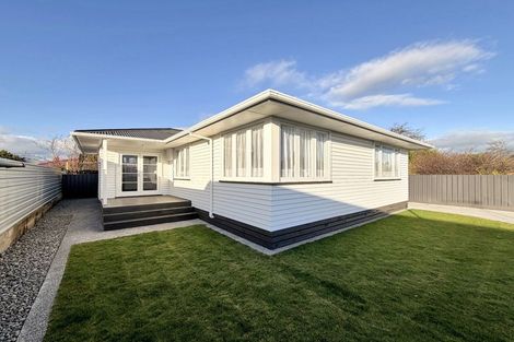 Photo of property in 30 Field Street, Aramoho, Whanganui, 4500