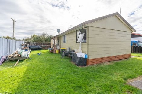 Photo of property in 133d Avalon Drive, Nawton, Hamilton, 3200